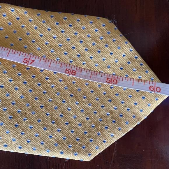 Brooks Brothers Tie - Picture 3 of 4
